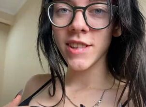 teen pussy close up video